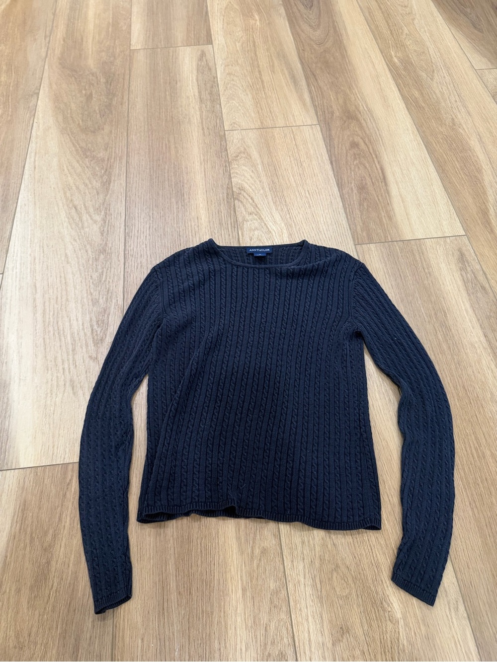 ANN TAYLOR silk grey Black Cable Knit Long Sleeve Sweater